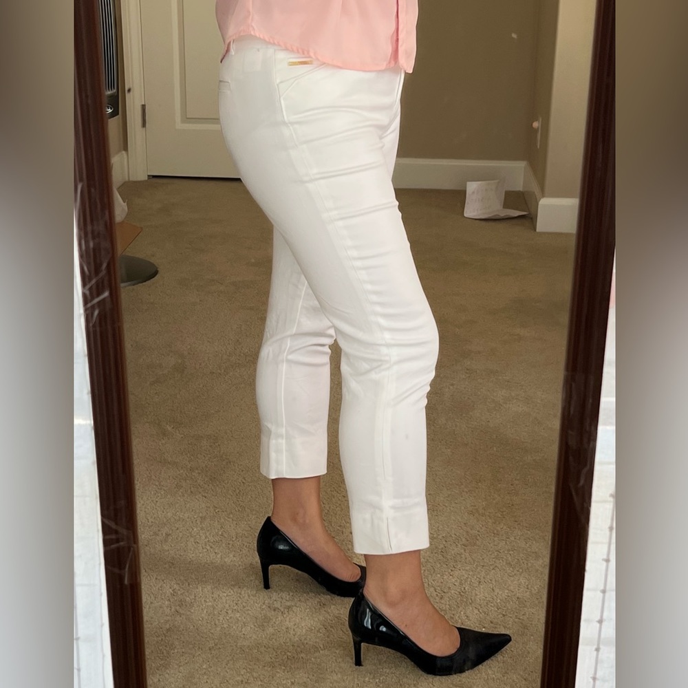 Anne Klein white mid-rise 3/4 length slim trousers